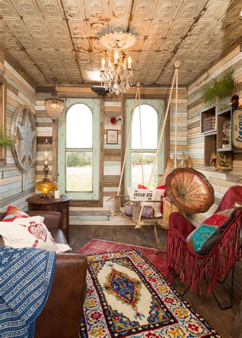 junk gypsy home decor.